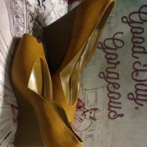 Shoes like new never worn